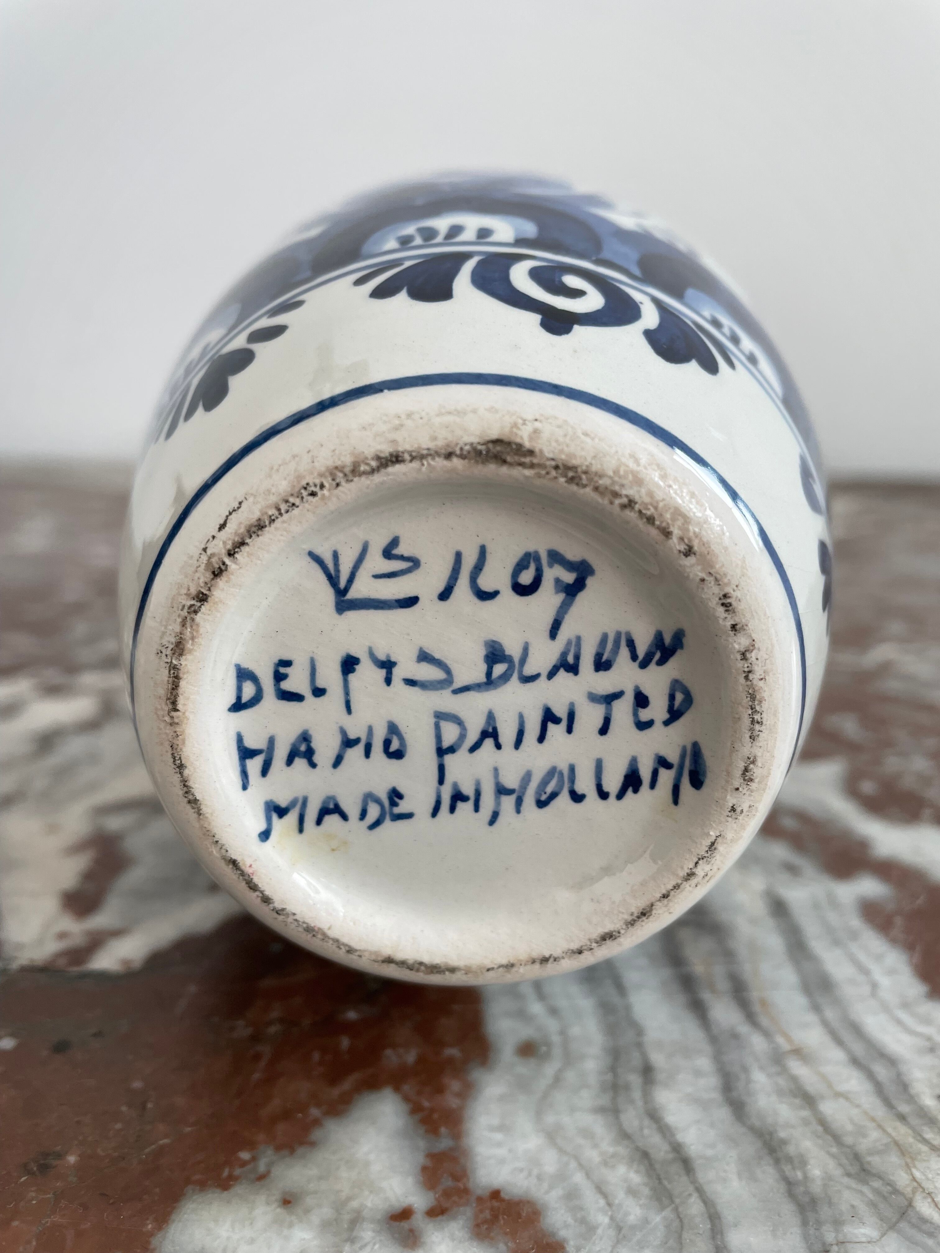 Vintage, ovoid vase, Delft