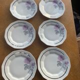 6 small plates in porcelain art deco octagonal shape pattern of roses.