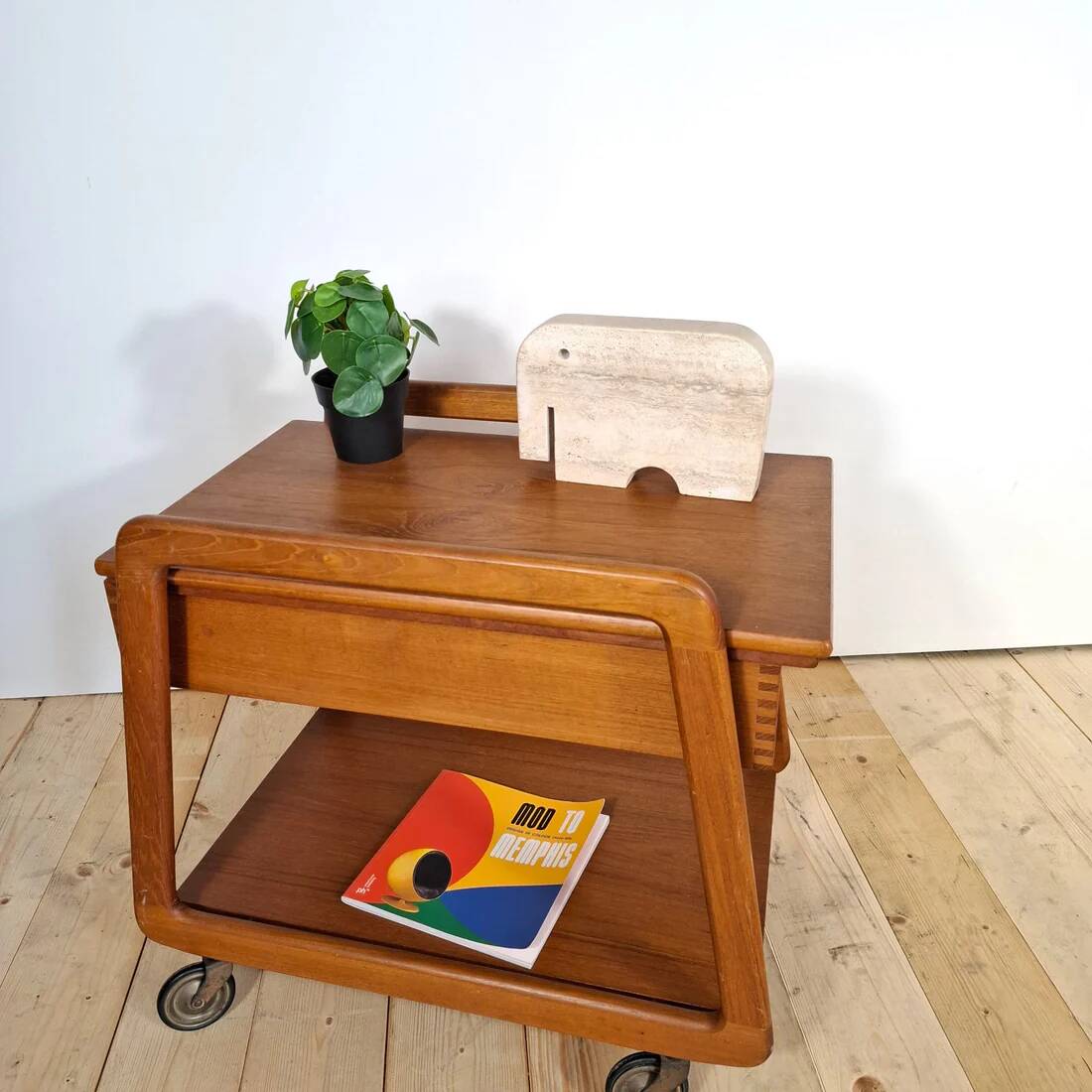 Mid-century modern teak bar trolley, 1960s