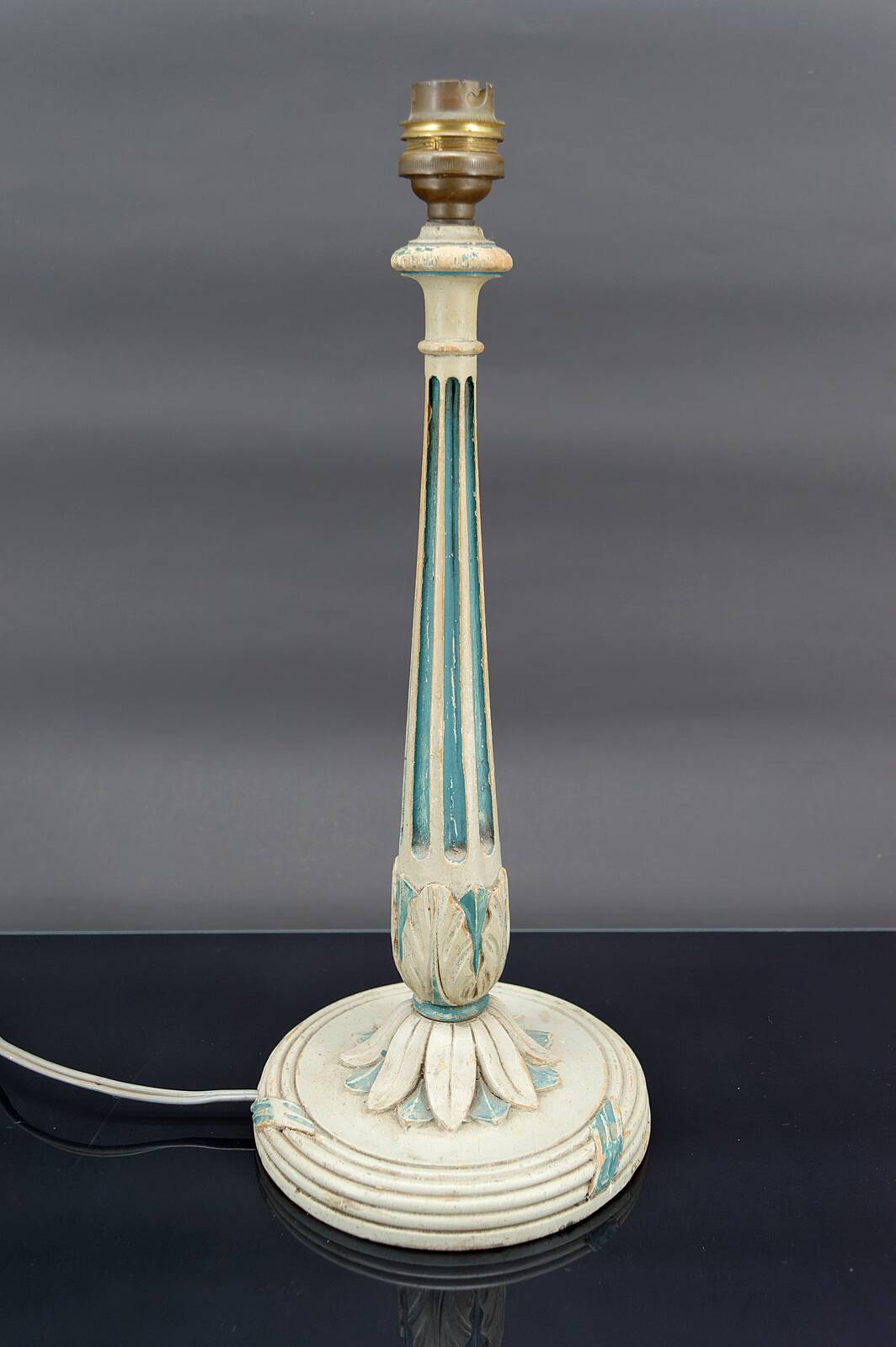Art Deco wooden lamp painted in white and patinated blue, France, Circa 1920