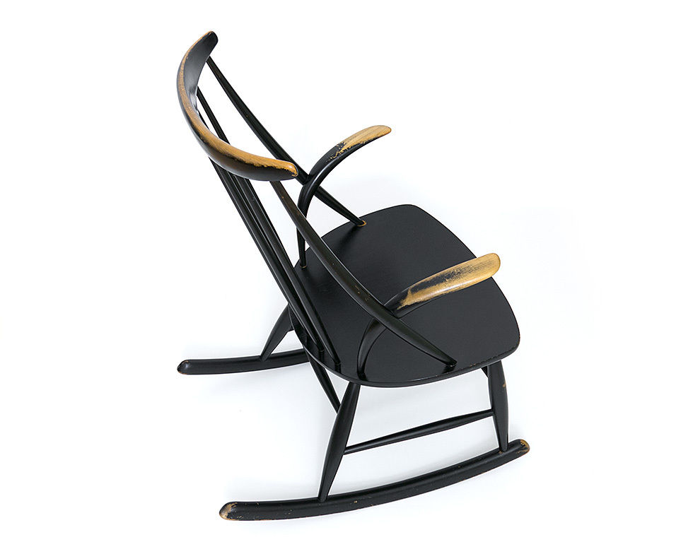 Rocking chair design Illum Wikkelso For Niels Eilersen