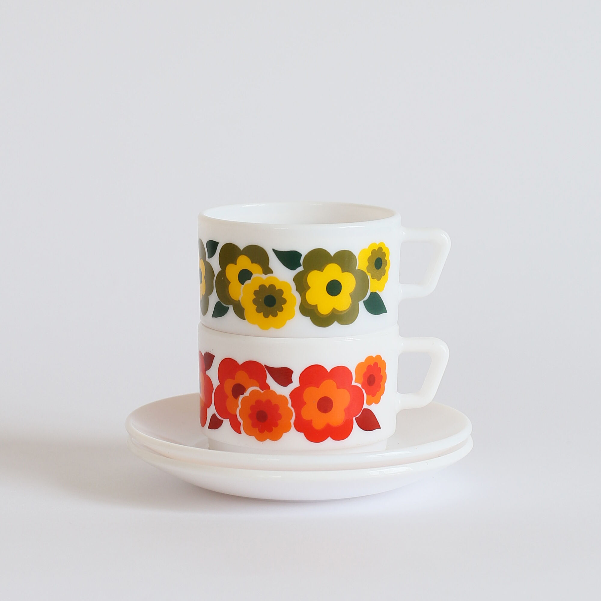 Set of 2 cups Arcopal