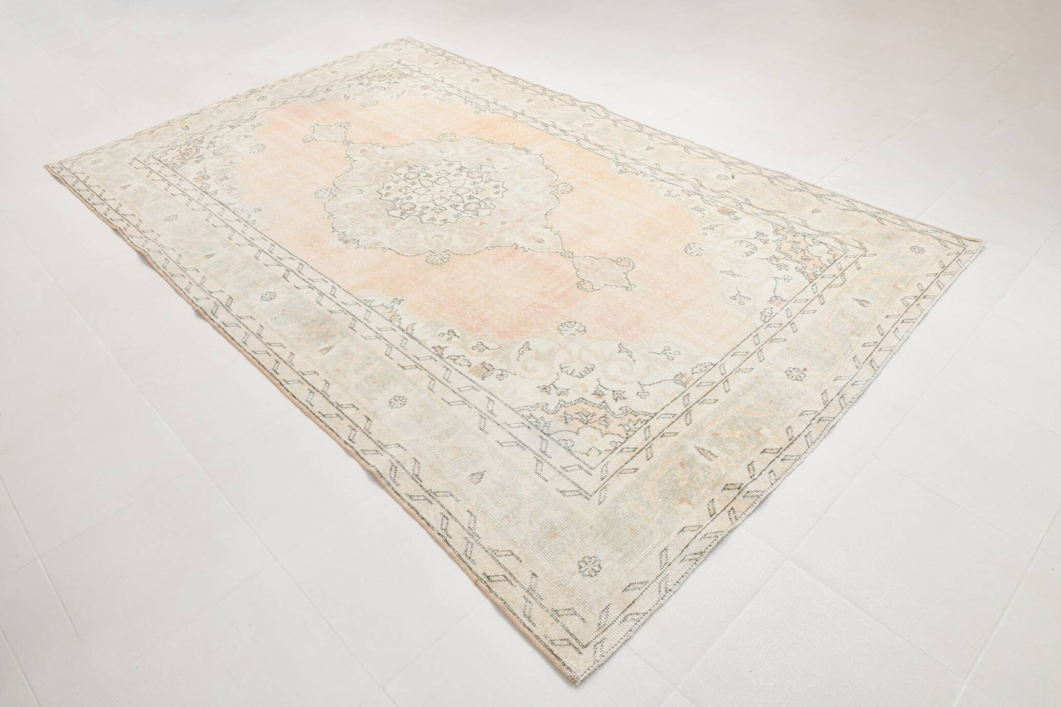 7x11 Vintage Peach Beige Turkish Rug, 206x335Cm