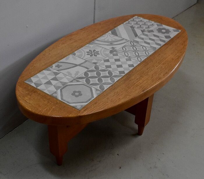 Table de salon en chêne massif, par R. Guillerme et J. Chambron, éditions « Votre Maison » 1960