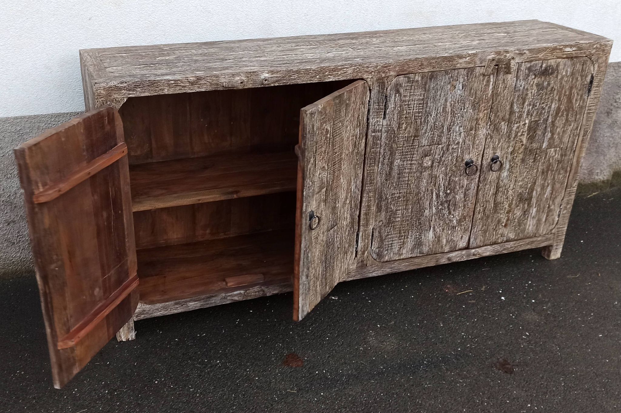 Buffet 4 portes en bois brut