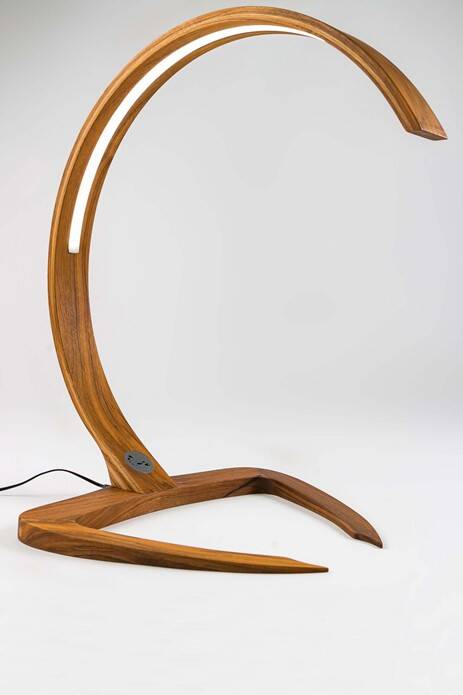SCORPIO Walnut Wood Desk Lamp