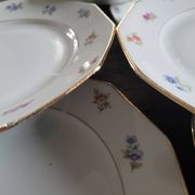 Set of 8 porcelain plates with twelve cut sides - floral decoration and