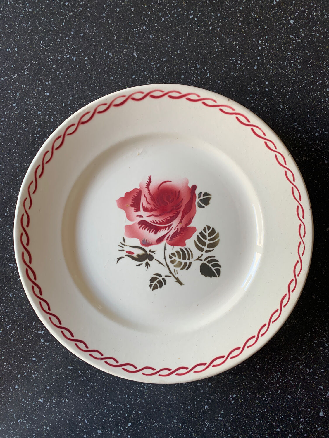 Set of 12 Badonvillier Germaine flat plates