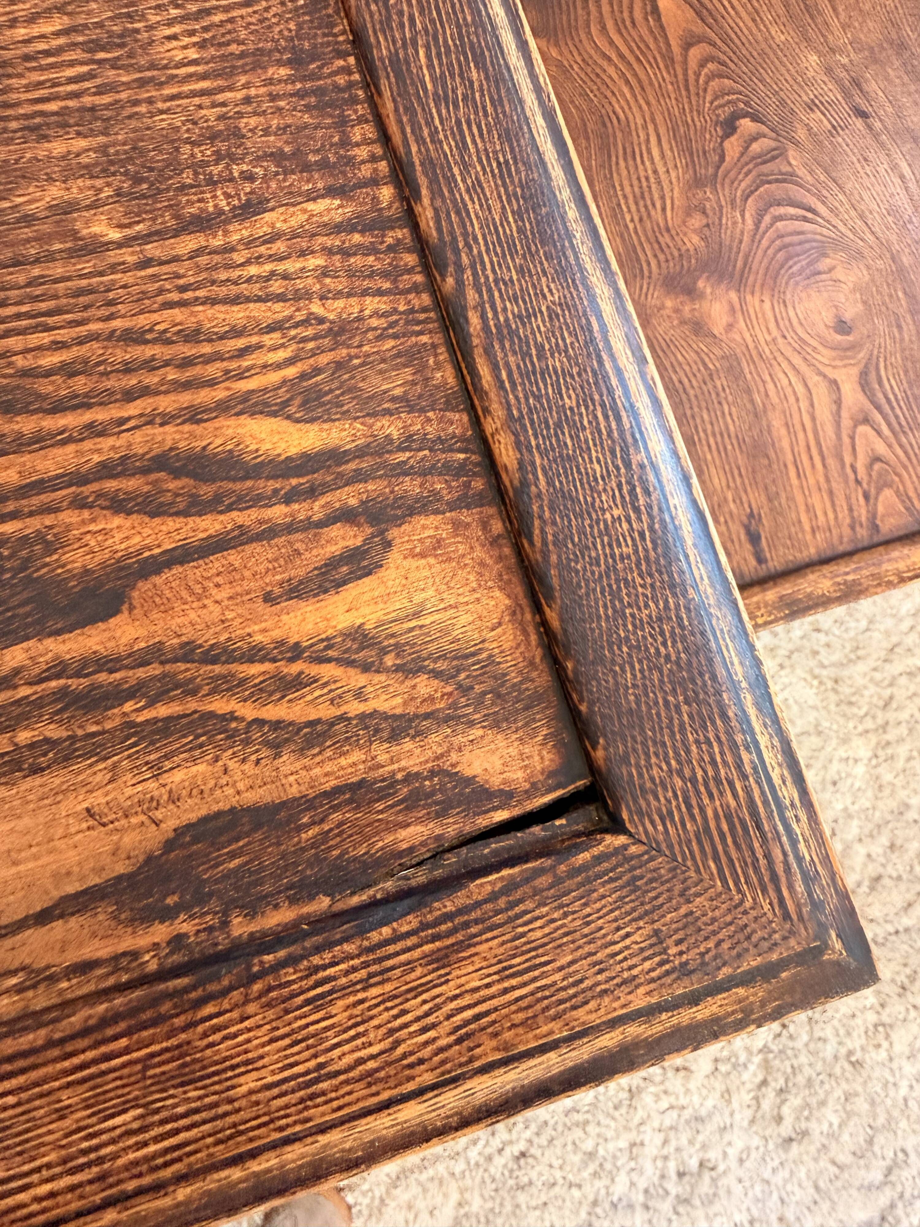 Antique English wooden tea table – Folding trays