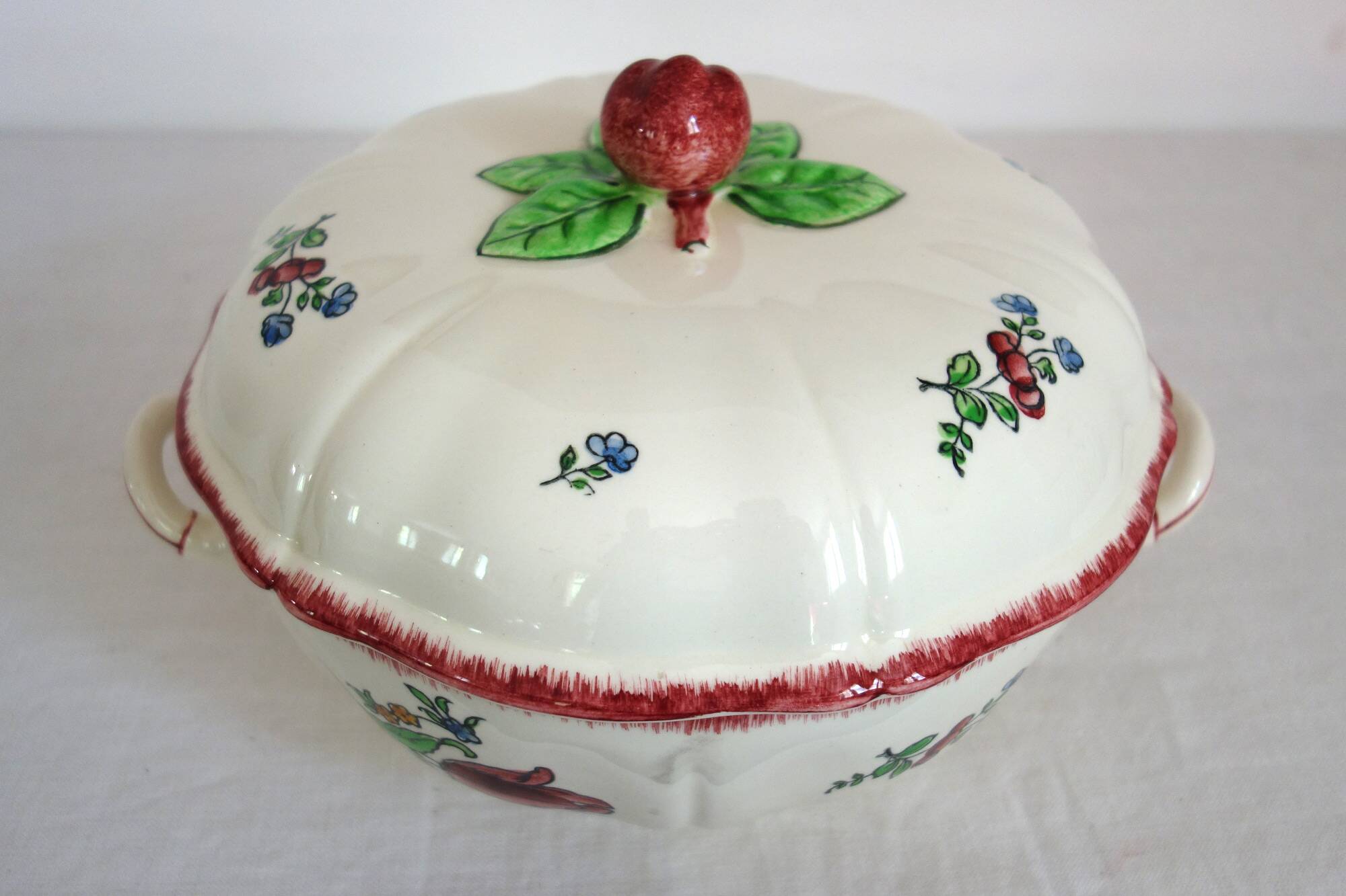 Gien Faïence modèle Lorraine grande soupière et plat