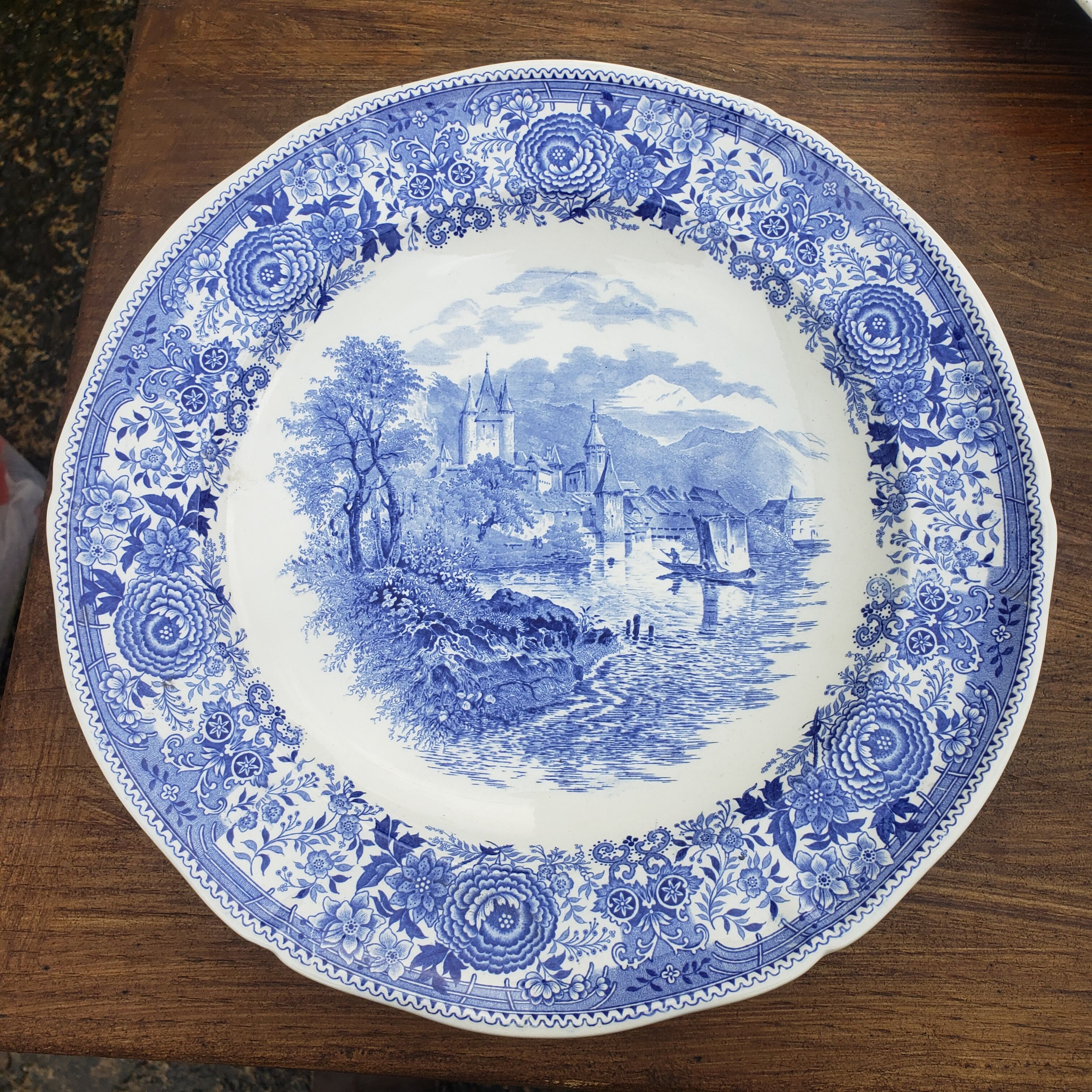 Hollow round dish villeroy and boch