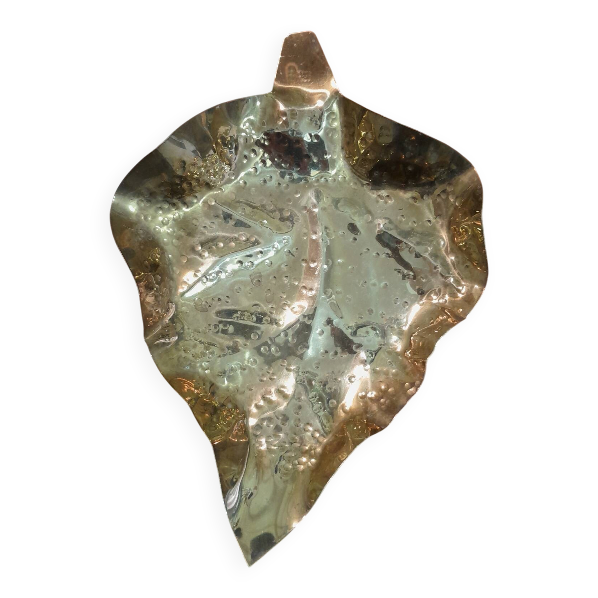 Vintage 1960s hammered brass leaf ashtray – Italy