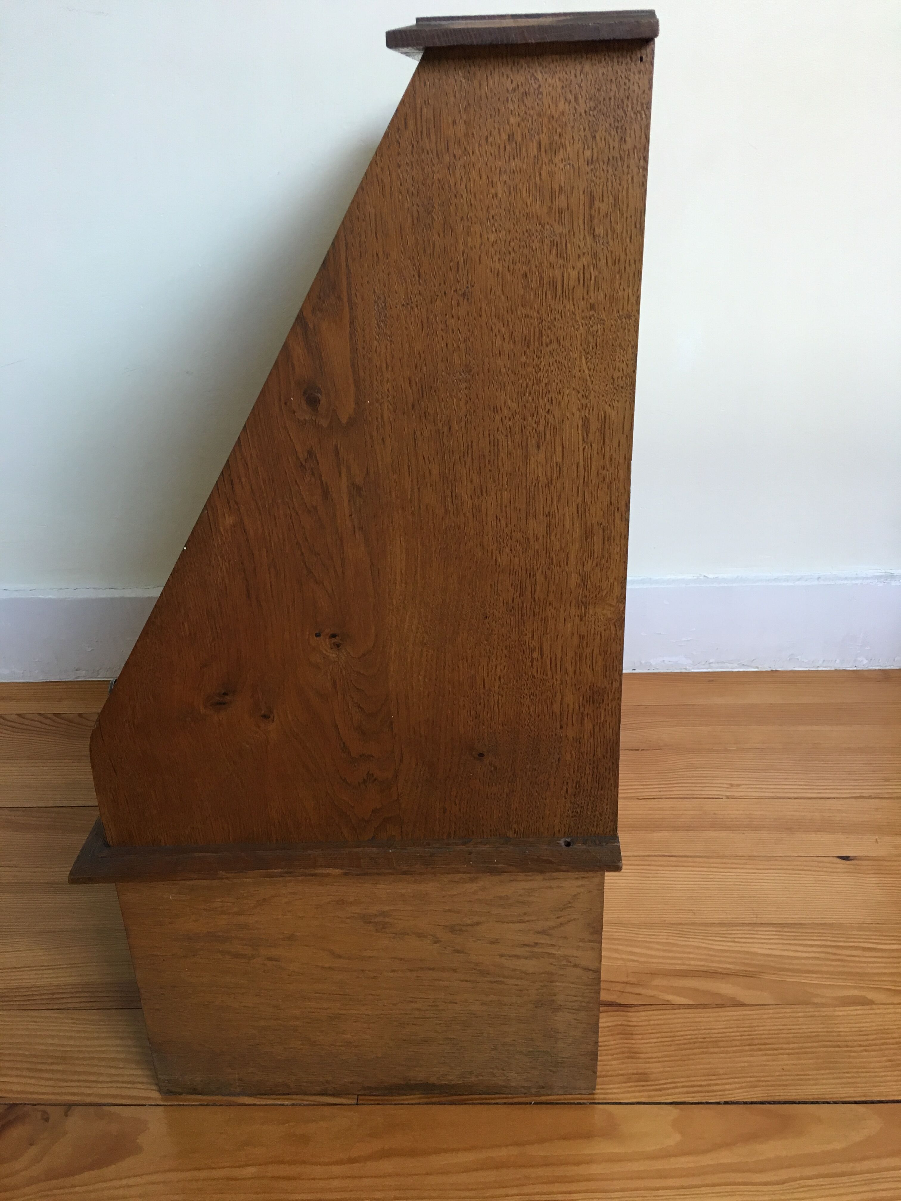 Curtain loom furniture