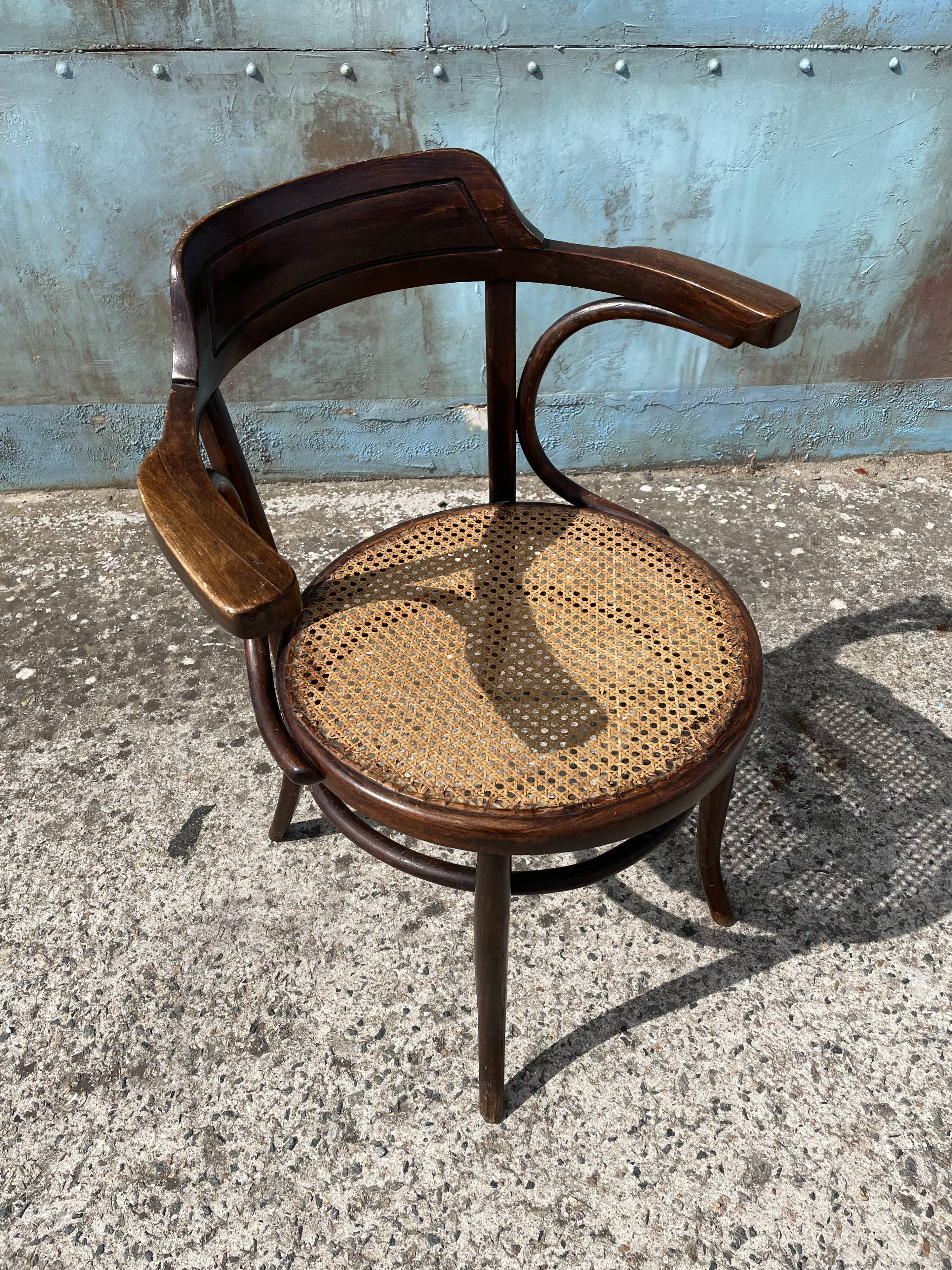 Canned office chair MUNDUS 1900