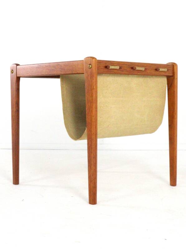 BDRD by Furbo magazine rack - danish design