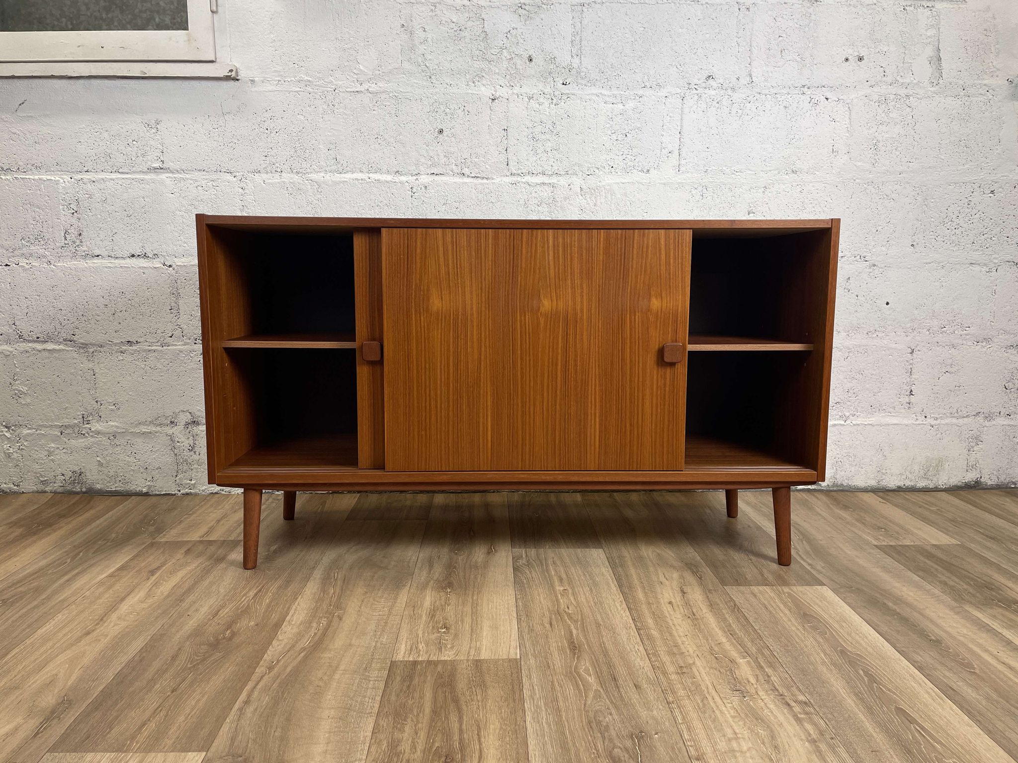 Enfilade scandinave mi-longue vintage en teck, années 60