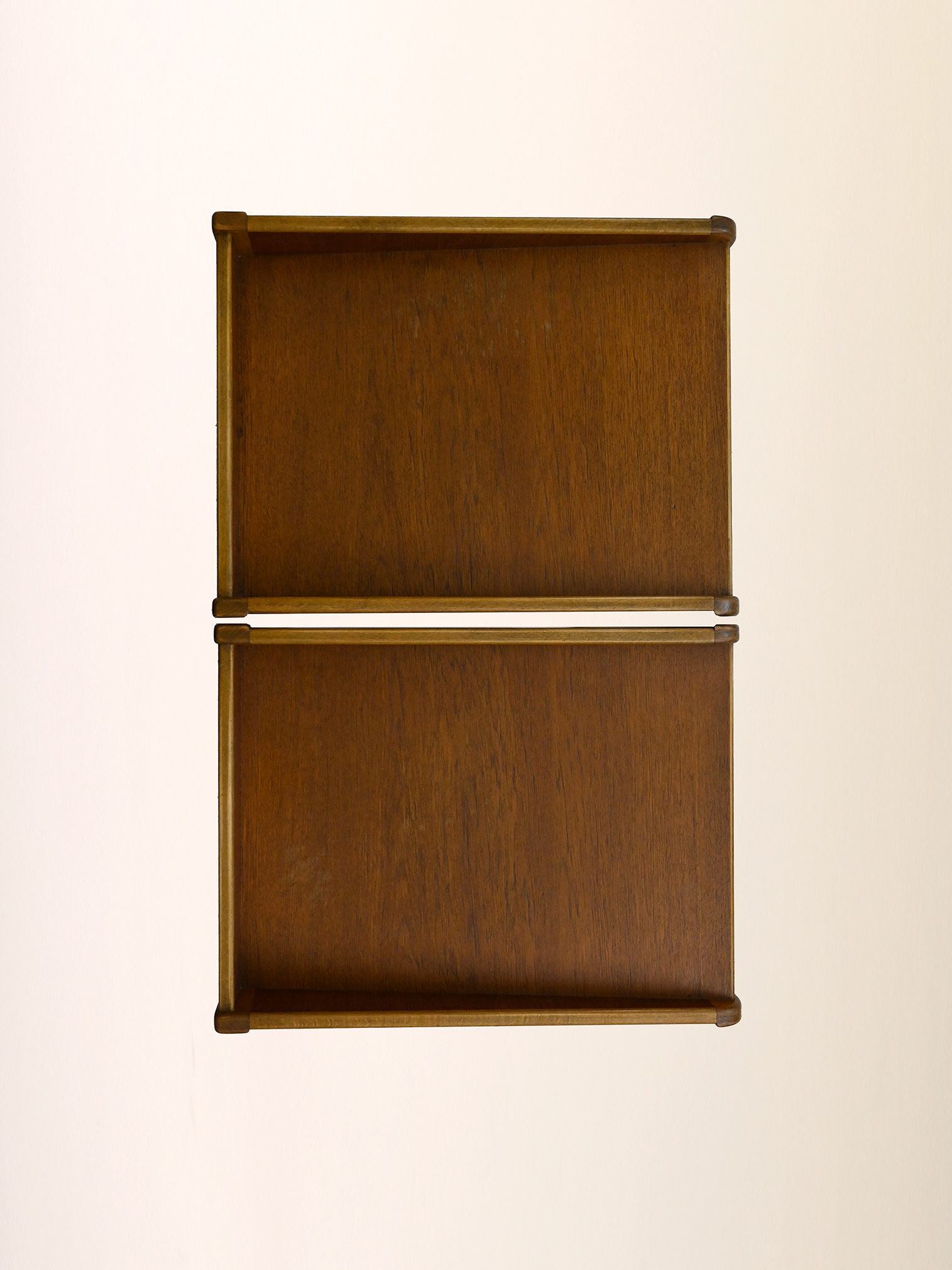 Paire de tables de chevet scandinaves années 60