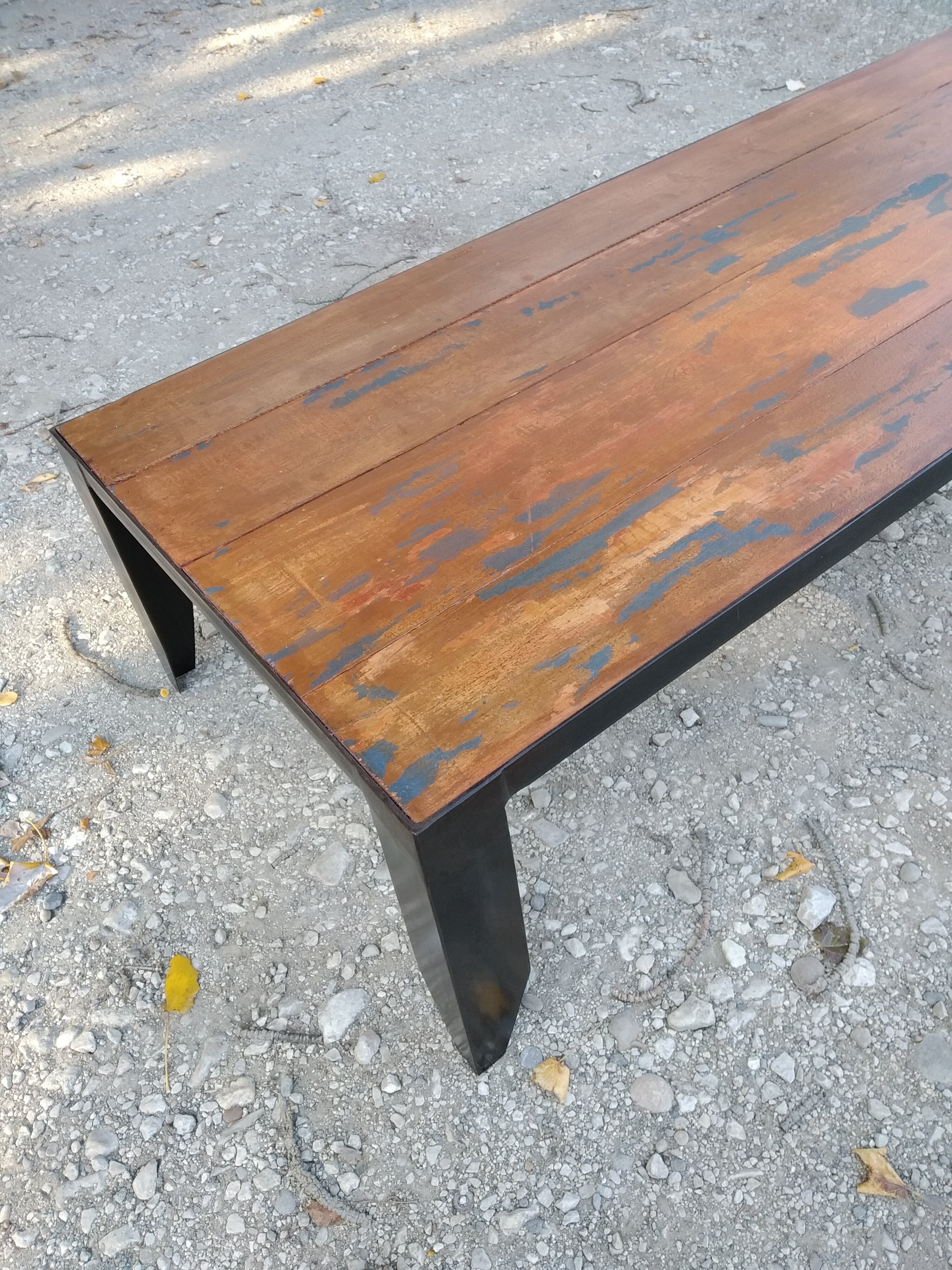 Workshop lounge table