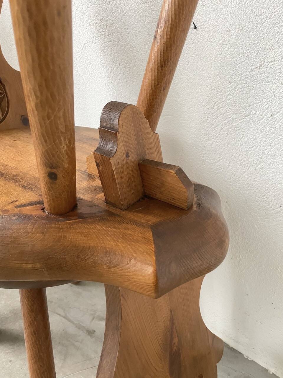 Set of 4 Savoyard pine chairs from the 60s