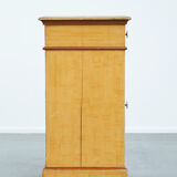 Antique wooden 1-door hallway/nightstand with a light marble top