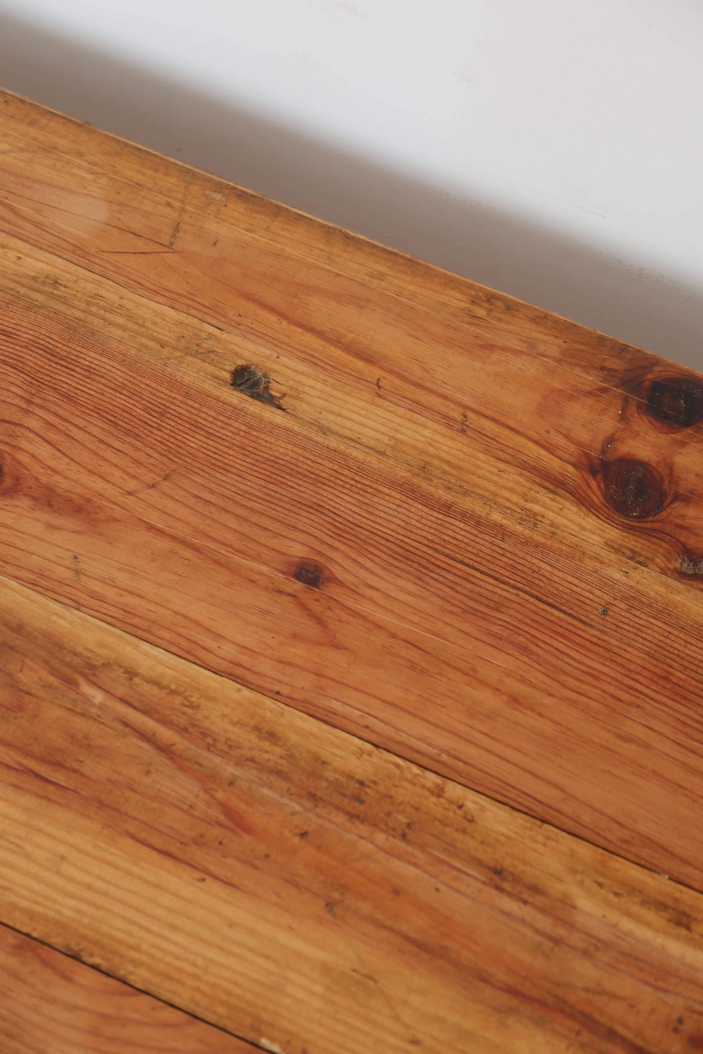 Light farmhouse table