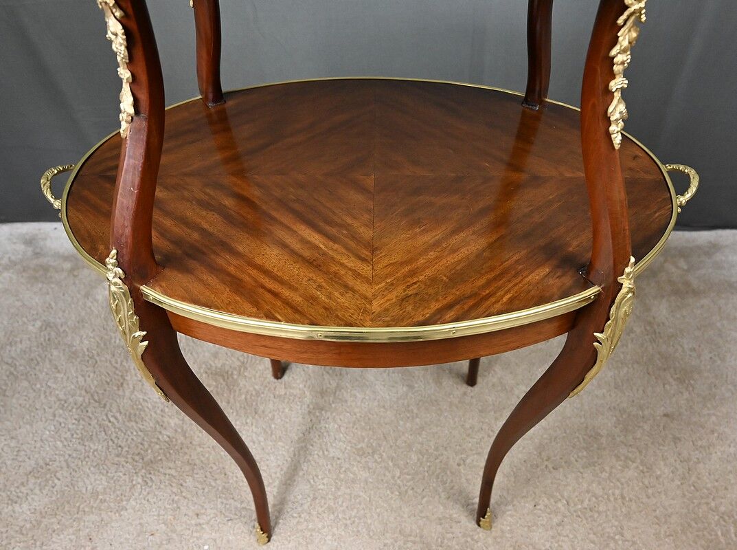 Table à thé en placage d’acajou, style Louis XV – Début XXe