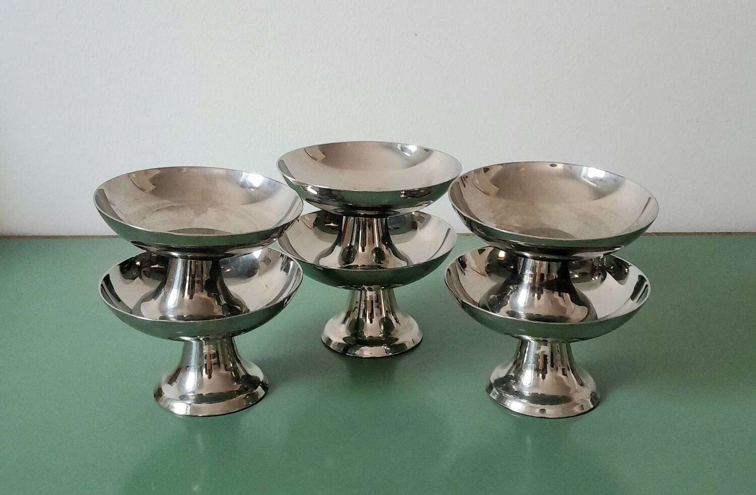 Stainless steel ice cream cups