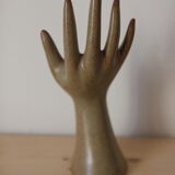 Hand with sandstone rings