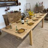 Solid oak table with extensions
