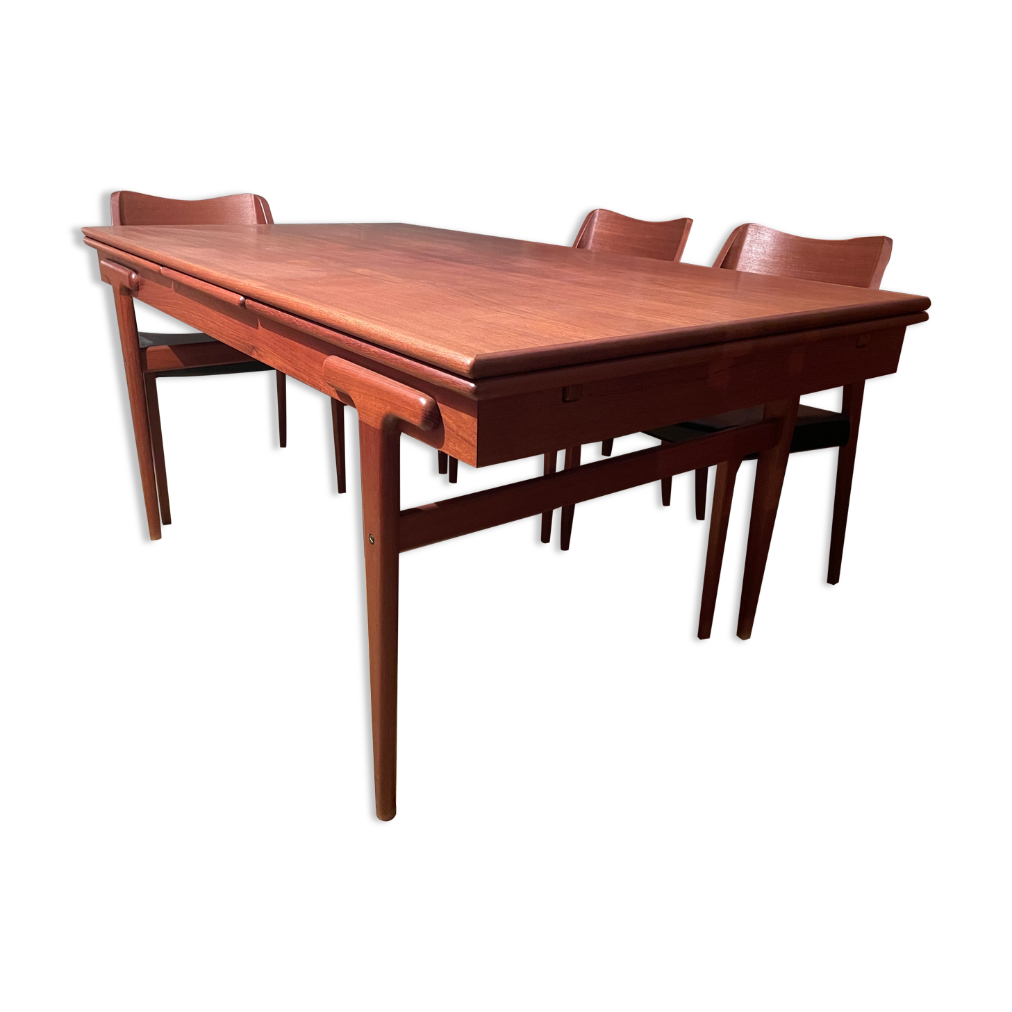 Teak extension table