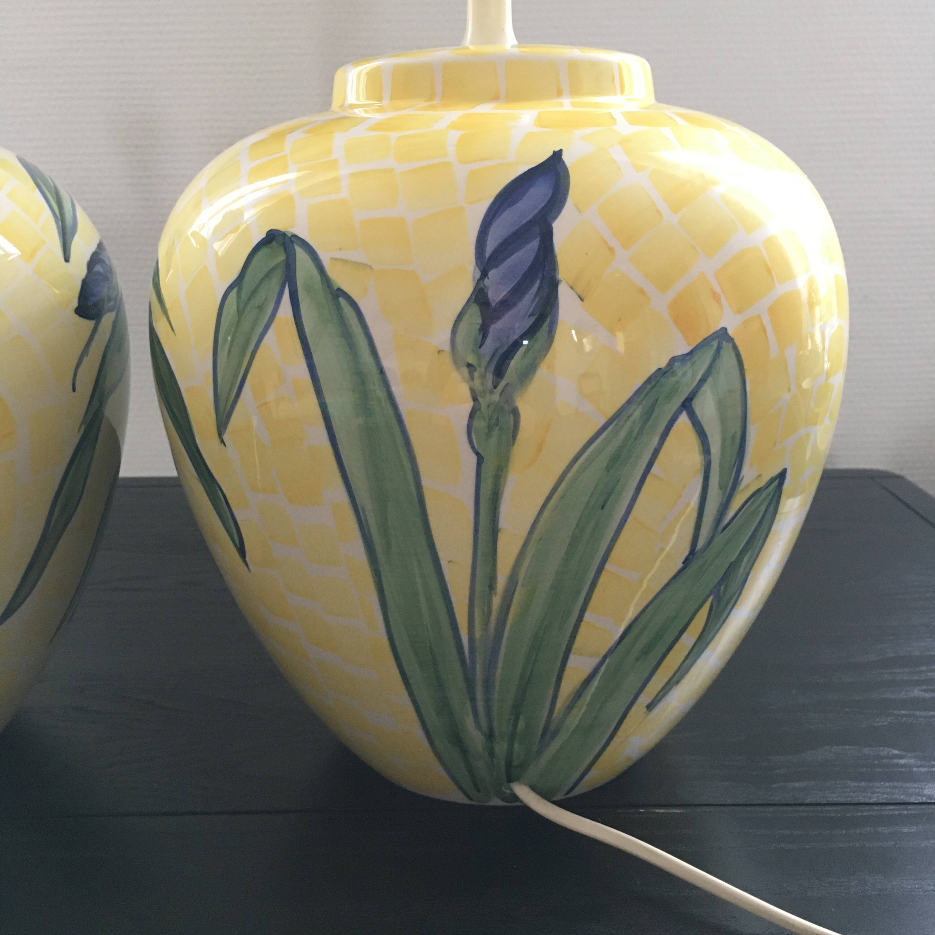 Paire de pieds de lampes italiennes décor iris