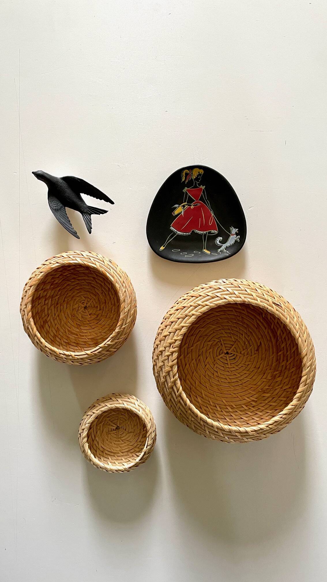 Decoration Vintage stackable baskets