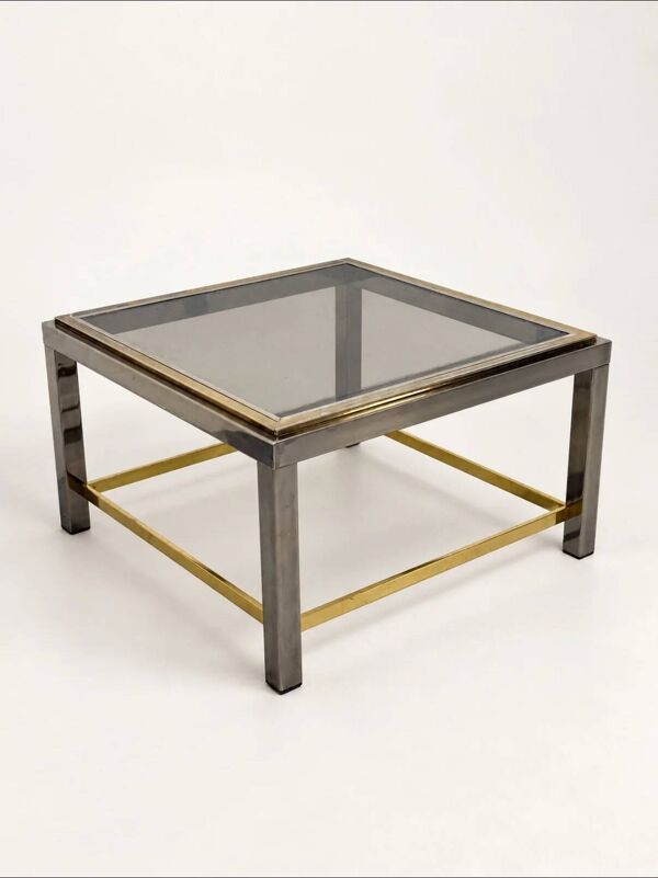 Table basse carrée Belgo Chrom avec plateau en verre fumé, acier et laiton