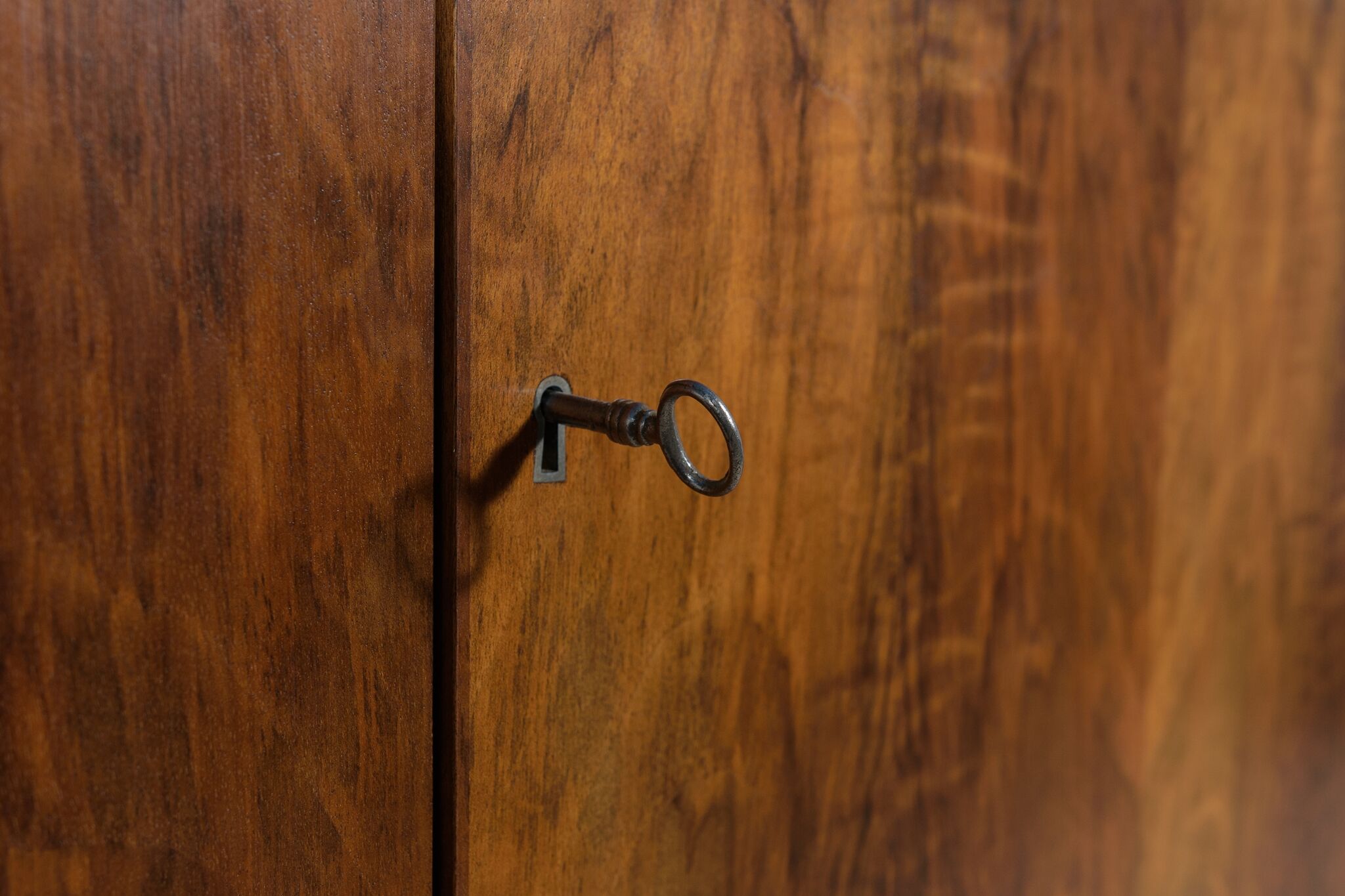 Bookcase by Hubert Nepozitek & Bohumil Landsman for Jitona, 1960s