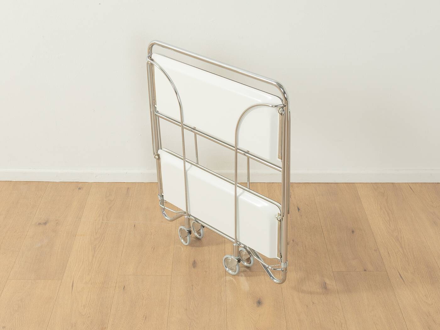Dinett serving trolley, bremshey