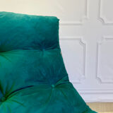 IKEA Pixi vintage green velvet armchair – Scandinavian retro design.