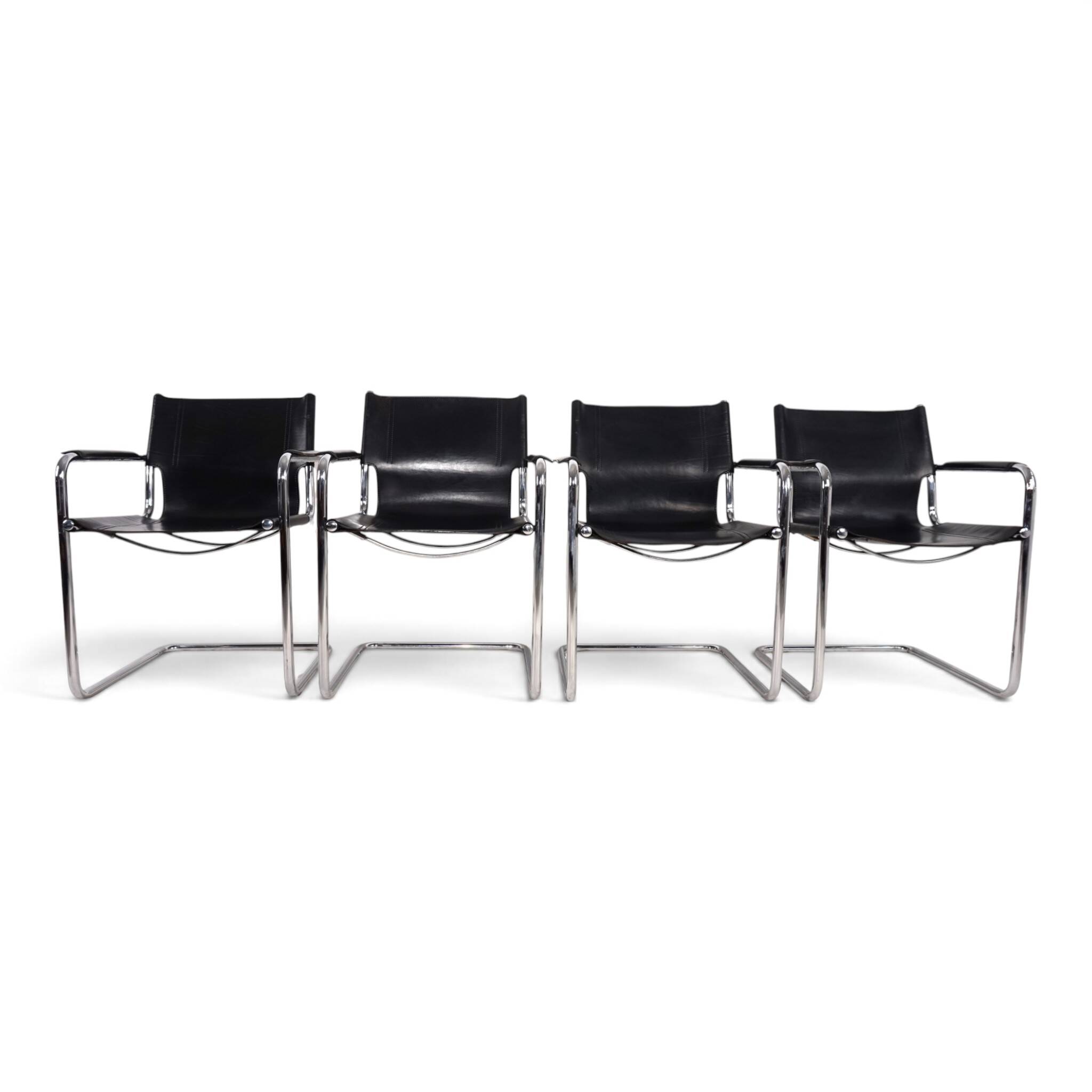 Ensemble de 4 chaises visiteur Matteo Grassi en cuir/chrome, chaises cantilever, 1970.