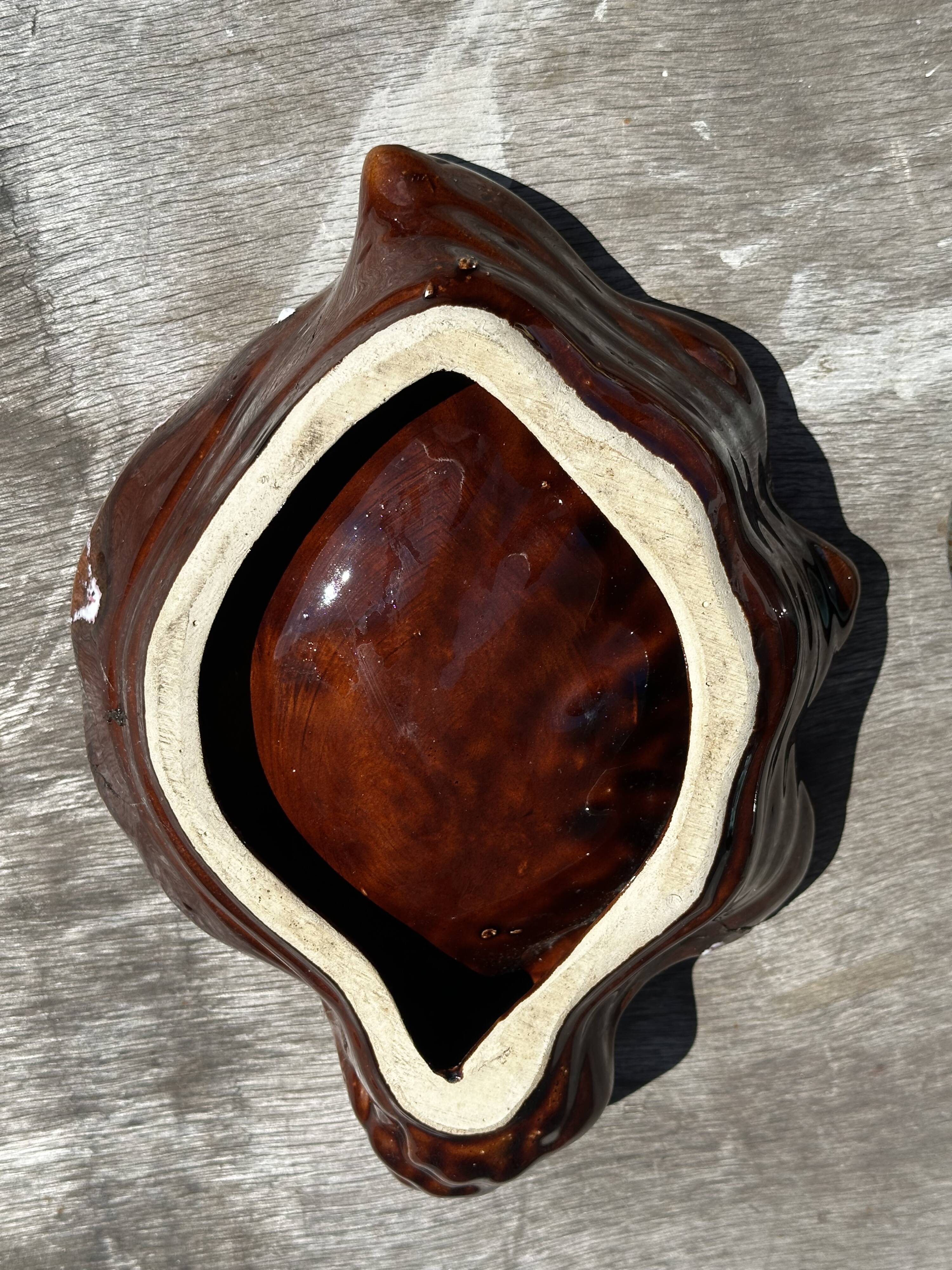 Pair of 60s-70s Vallauris Ceramic Empty Pockets in Shell Shape