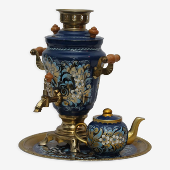 Samovar golden blue enamelled floral pattern round top porcelain teapot