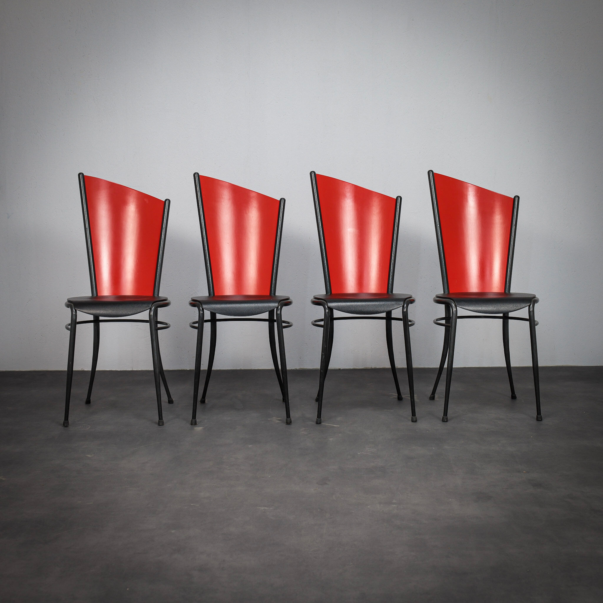 Set of 4 postmodern dining chairs, Italy, 1980s