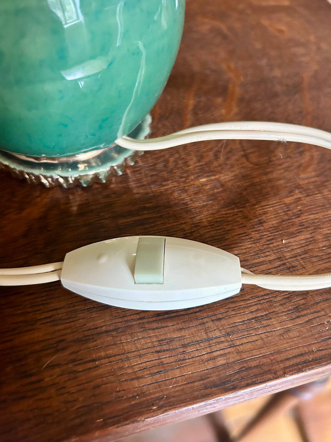 Glazed ceramic table lamp