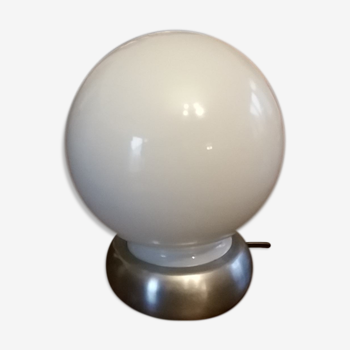 Opaline ball lamp