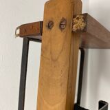 Wall-mounted coat rack with 5 wood and iron hooks