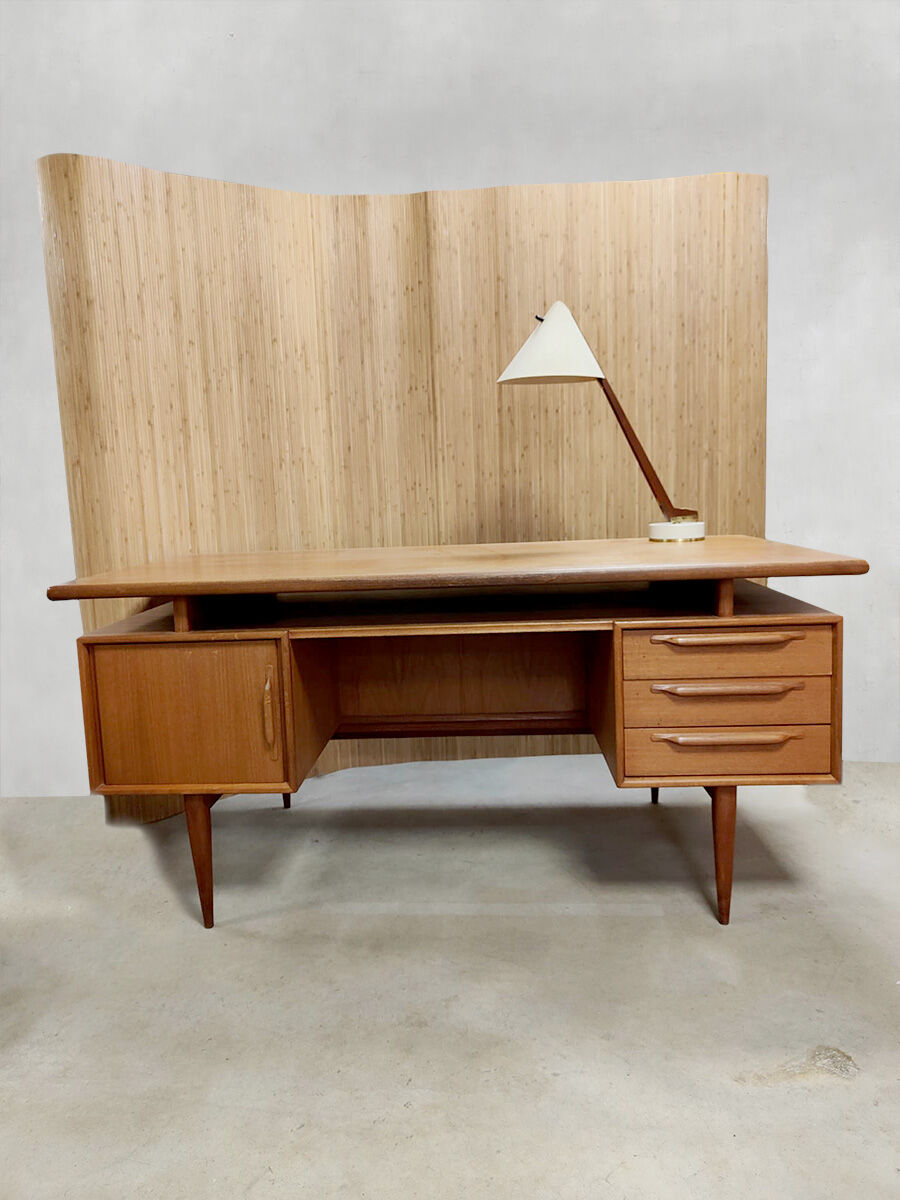 Vintage teak desk Möbel H. Riestenpatt 1960