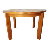 House Regain elm table with two extensions