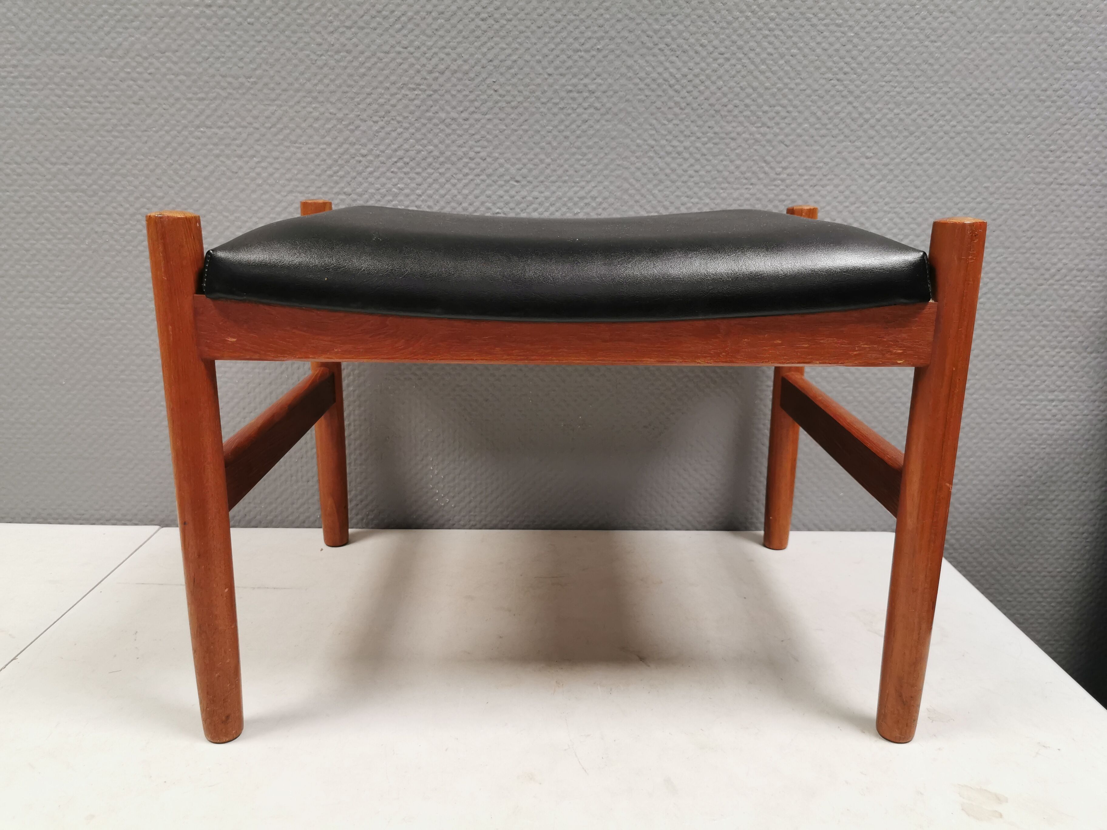Danish Teak Footstool, Black Skai Leather, 1960s Spøttrup Design