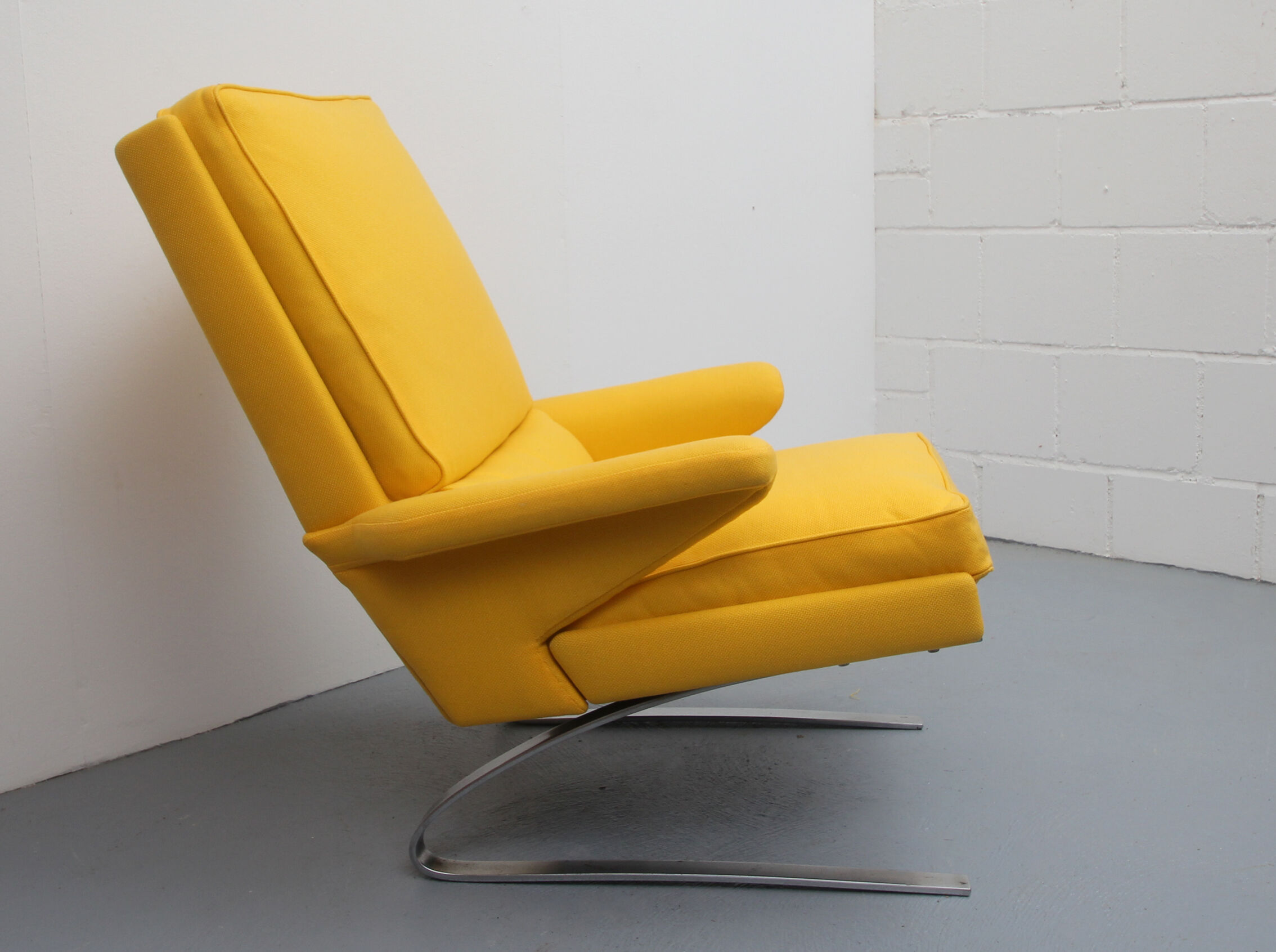 1970s swing-chair yellow Cor, design Reinhold Adolf
