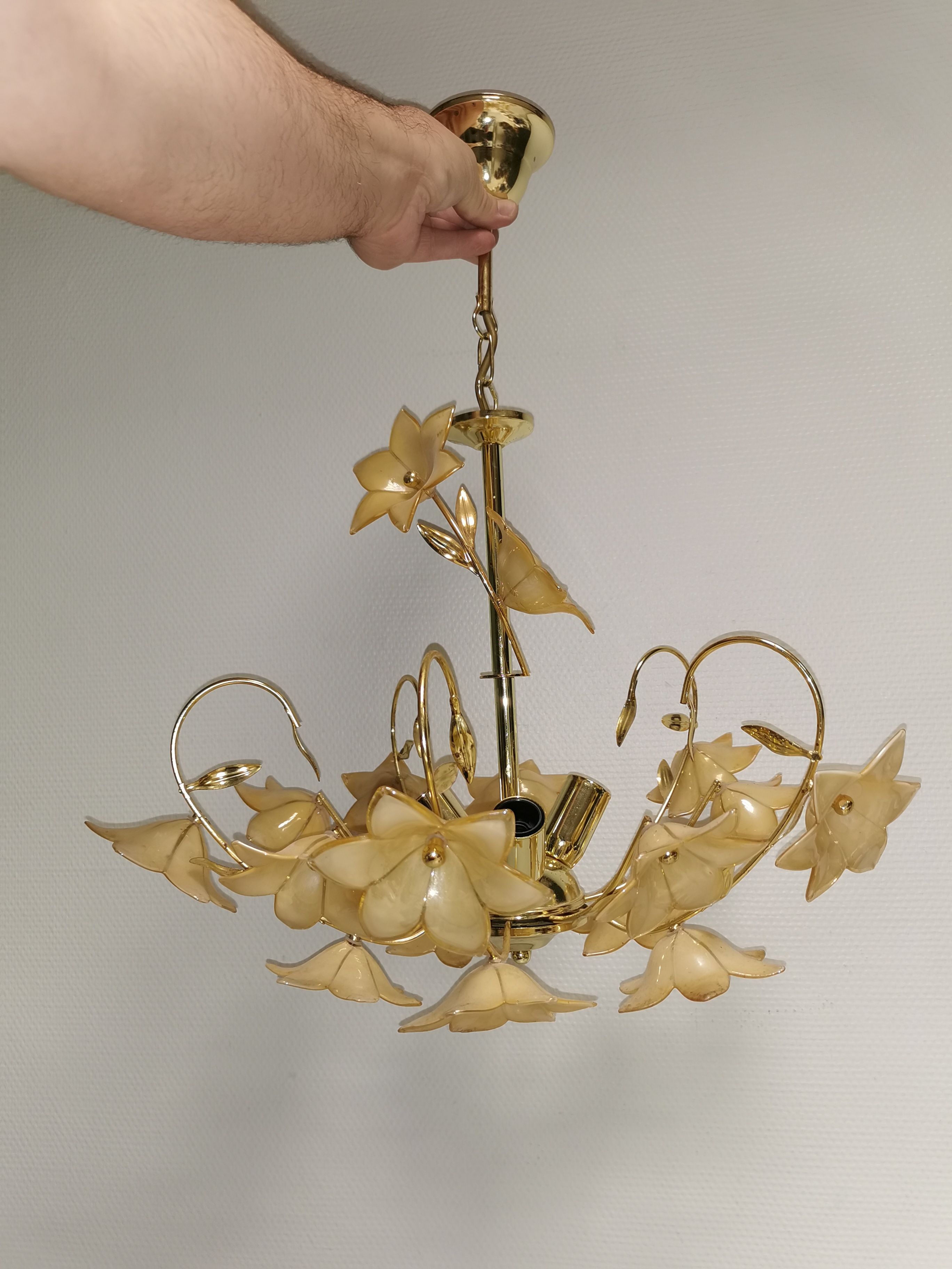 Vintage chandelier style 1960-1970 Murano, glass flowers