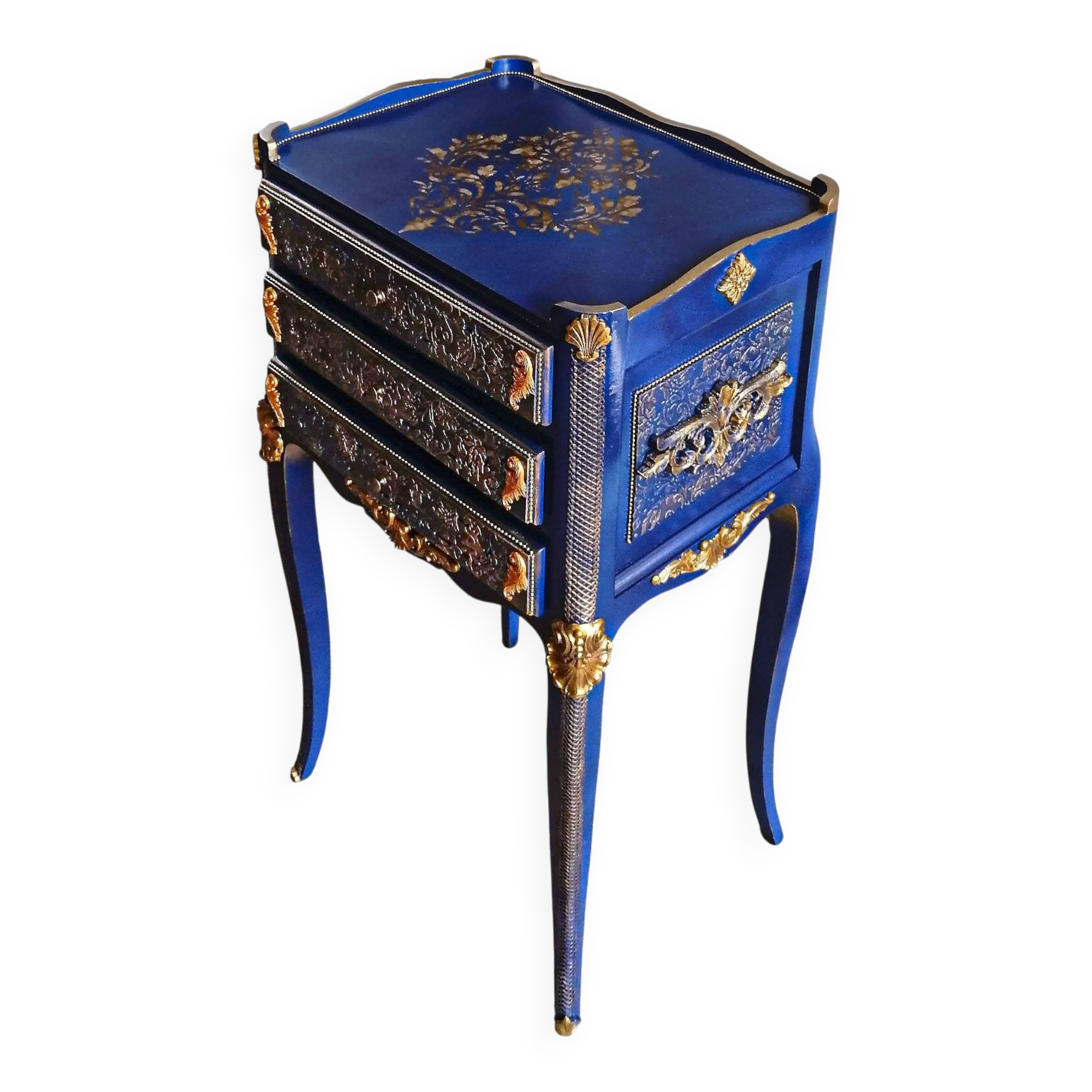 Table de chevet relookée classique – meuble décoratif bleu et doré