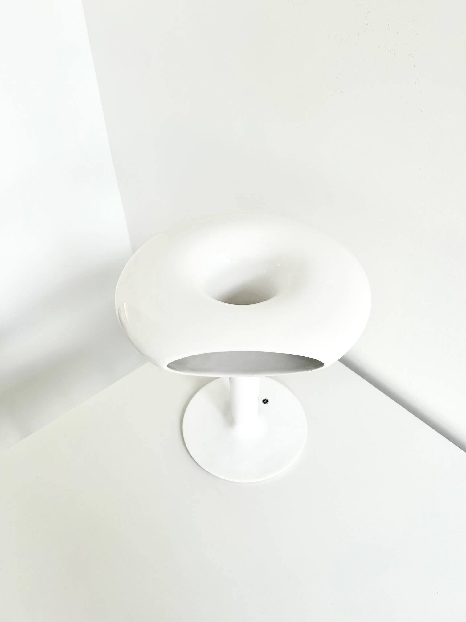 Vase " Sci Fi " par Marc Newson pour Cor Unum, 1993